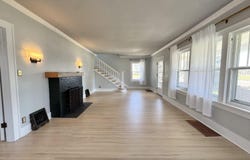 1919 N Main St, Hutchinson, KS 67502