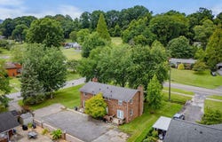 331 & 329 Ridgefields Road, Kingsport, TN 37660