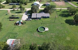 513 E Monroe Street, Maud, OK 74854