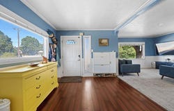 2415 N Lincoln St, Spokane, WA 99205