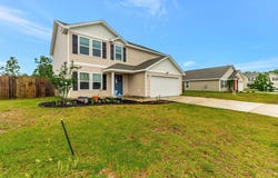 213 E Lockwood Way, DeFuniak Springs, FL 32435