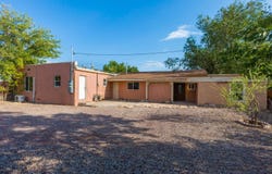 5201 Grande Drive NW, Albuquerque, NM 87107