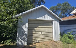221 W 6th St, Miller, SD 57362