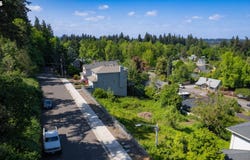 Broadway, WestLinn, OR 97068