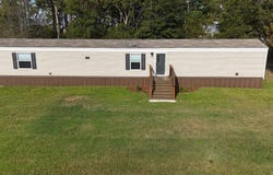 181 Bradford Circle, Headland, AL 36345