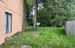 17022 Eagles Nest Circle, Strongsville, OH 44136