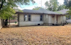 512 NW 5th Street, Mineral Wells, TX 76067