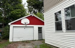 26 Webster Avenue N, Bangor, ME 04401