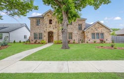 805 S Lindsay Street, Gainesville, TX 76240