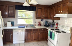 64 Park Avenue, West Yarmouth, MA 02673