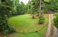 227 Hassin Road, Pearcy, AR 71964