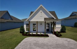 1006 Crossing Court E, Valley, AL 36854