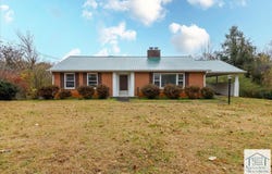 209 Pine Street, Stuart, VA 24171