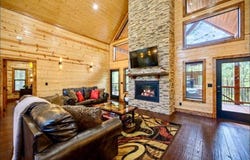 211 Boulder Avenue, Broken Bow, OK 74728
