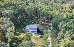 128 Old Southbridge Rd, Dudley, MA 01571