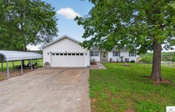 30366 Shawnee Bend, Warsaw, MO 65355