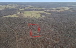 Tim Road, Edwards, MO 65326