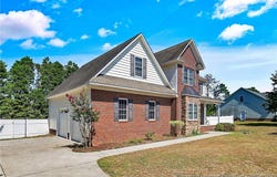 708 Maple Grove Court, Hope Mills, NC 28348