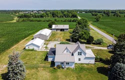 494 S 600 W, Hebron, IN 46341