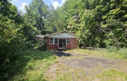 91/95 Spring Rd, Bryson City, NC 28713