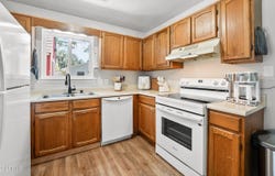 5 Quail Ridge Circle N, Beaufort, SC 29906