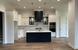 100 Prague Avenue, Youngsville, LA 70592