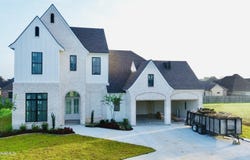 214 Sabal Grove Lane, Youngsville, LA 70592