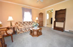 6914 Monroe Ave, West Mifflin, PA 15122