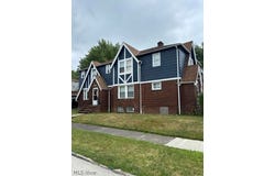 934 Ravine Drive, Cleveland Heights, OH 44112