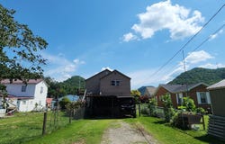 502 ALEXANDER ST, CEDAR GROVE, WV 25039