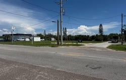 203 1ST STREET NW, RUSKIN, FL 33570