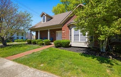 106 Duncan Avenue, Paris, KY 40361