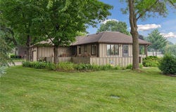 1768 E Shore Drive, Maplewood, MN 55109