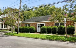 106 E Queen Street, Edenton, NC 27932