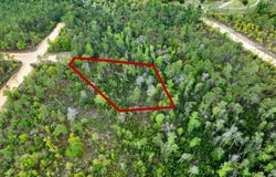 CASTLE CIRCLE, ALFORD, FL 32420