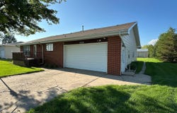 1215 NE 24th Avenue, Aberdeen, SD 57401