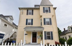 158 Neponset Ave, Boston, MA 02122