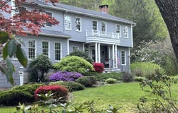 117 N Saddle Ridge, Simsbury, CT 06092