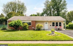 4402 BUCKFIELD TERRACE, FEASTERVILLE TREVOSE, PA 19053