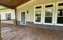 17 Ambrosia Lane, Iaeger, WV 24844