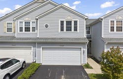 2448 Reflections Drive, Aurora, IL 60502