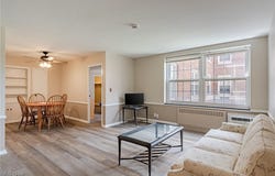 19201 Van Aken Boulevard unit: 211, Shaker Heights, OH 44122