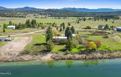 342 Open Skies Rd, Newport, WA 99156