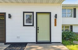 203 W Dougherty Dr, LoneTree, IA 52755