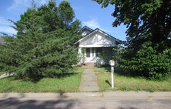 109 N Maple St, Gordon, NE 69343