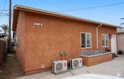 514 W 105th, Los Angeles, CA 90044
