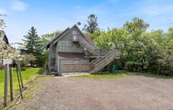 1511 E 4th St, Duluth, MN 55812