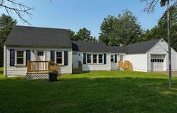 388 Ossipee Trail E, Gorham, ME 04038