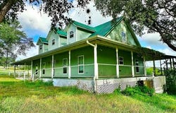 270 Canyon View Drive, Goliad, TX 77963
