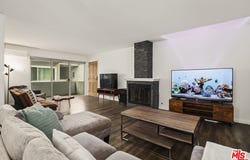 2223 S Bentley Ave, Los Angeles, CA 90064